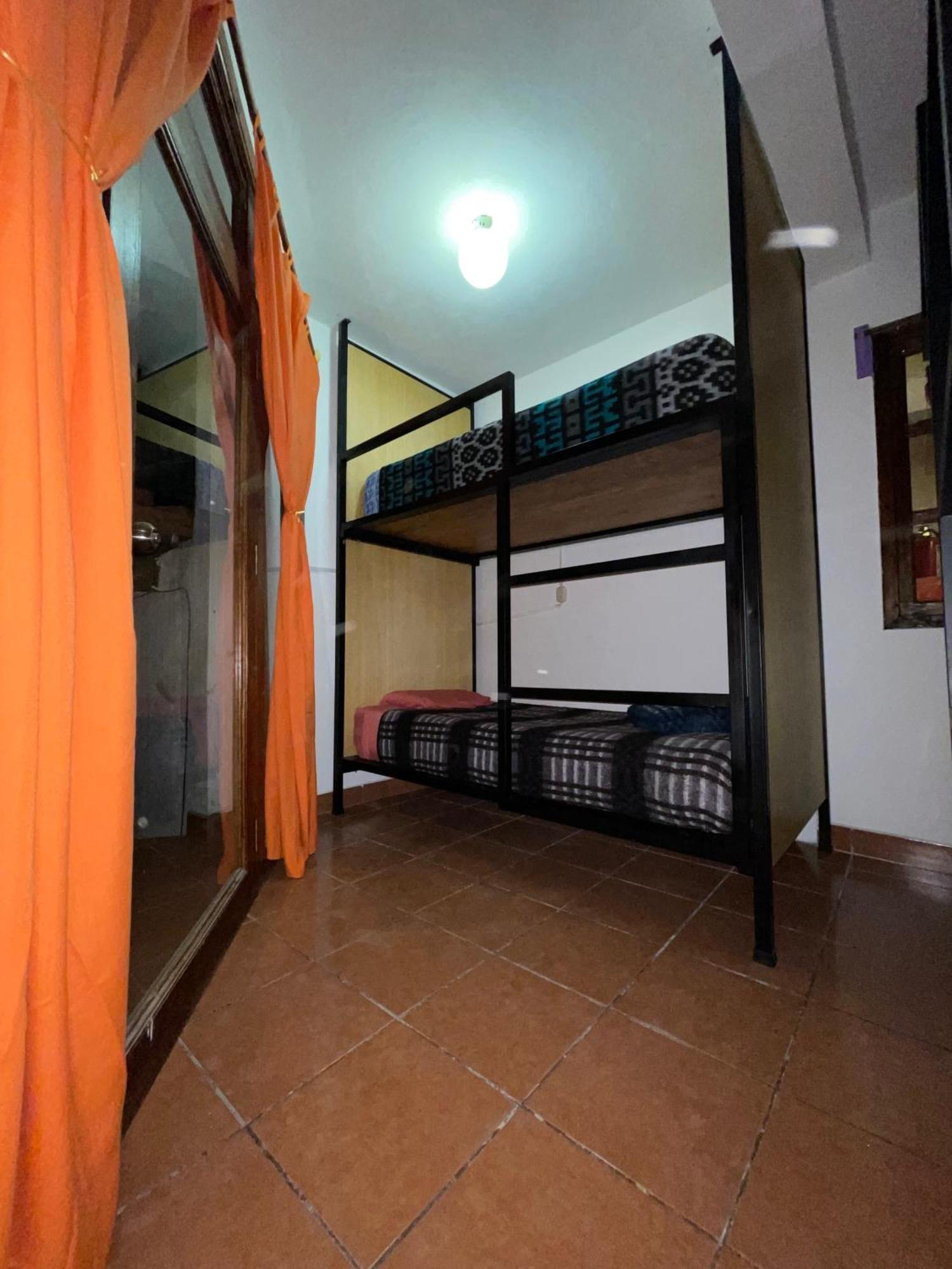 Hostal La Isla San Cristóbal de Las Casas エクステリア 写真