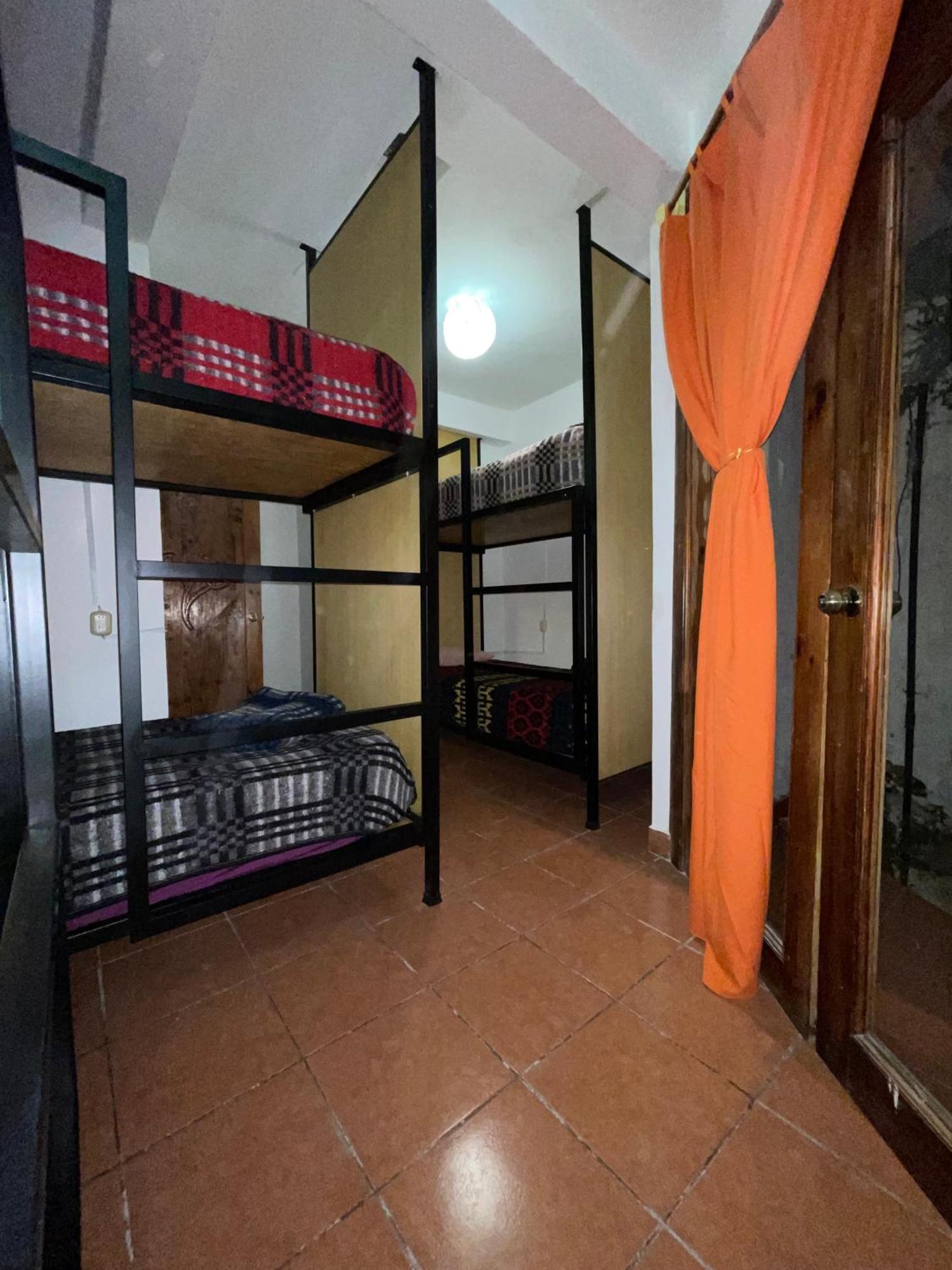 Hostal La Isla San Cristóbal de Las Casas エクステリア 写真