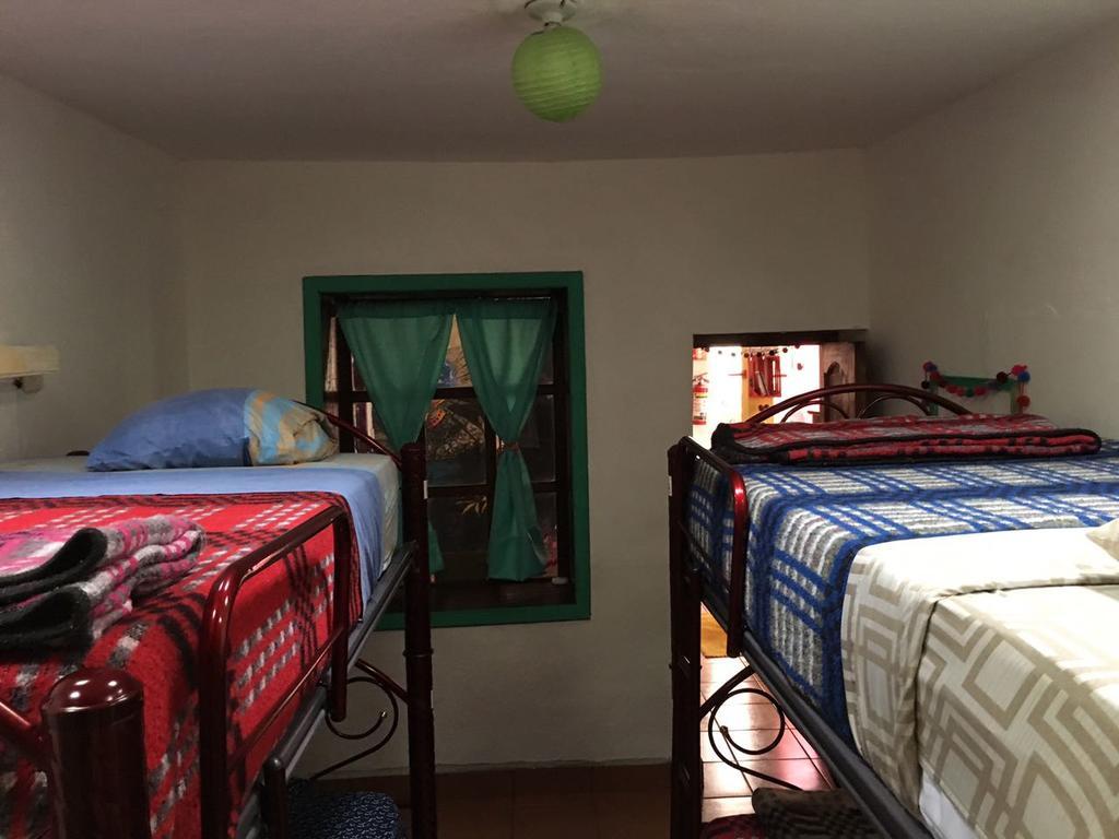 Hostal La Isla San Cristóbal de Las Casas エクステリア 写真